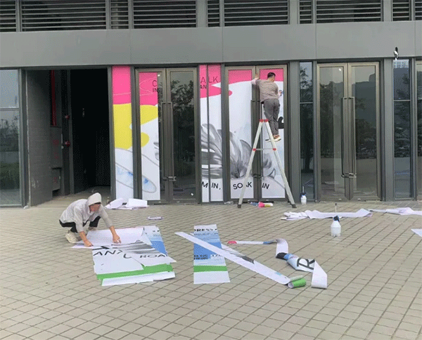成都廣告噴繪怎么制作？噴繪制作流程有哪些內(nèi)容呢？