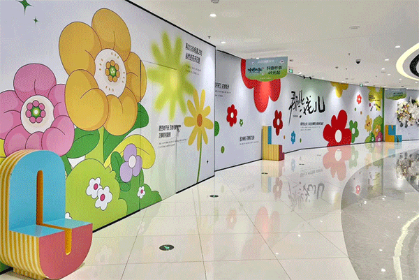 成都室外噴繪和室內(nèi)噴繪有什么區(qū)別？?jī)r(jià)格是多少？