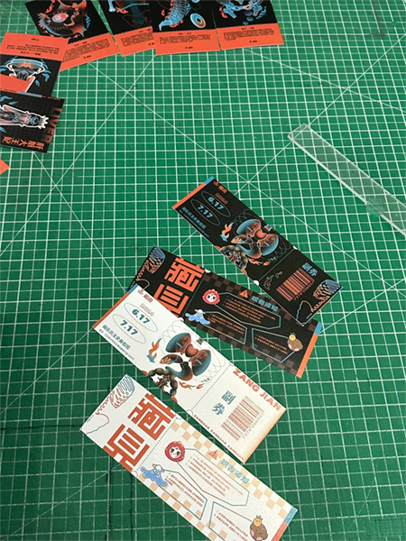 燈箱布與寫真布、噴繪布怎么區(qū)分？